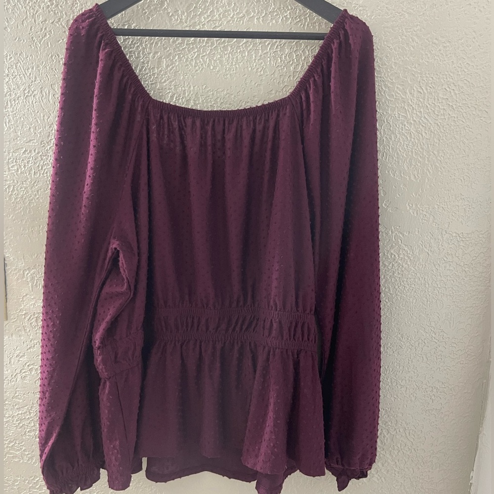 Women’s Plum Textured Peasant Blouse - Picture 5 of 8